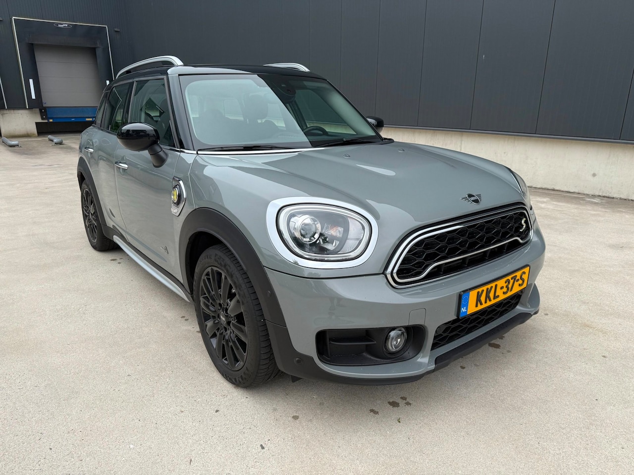 MINI Countryman - 1.5 Cooper S E ALL4 Chili - AutoWereld.nl