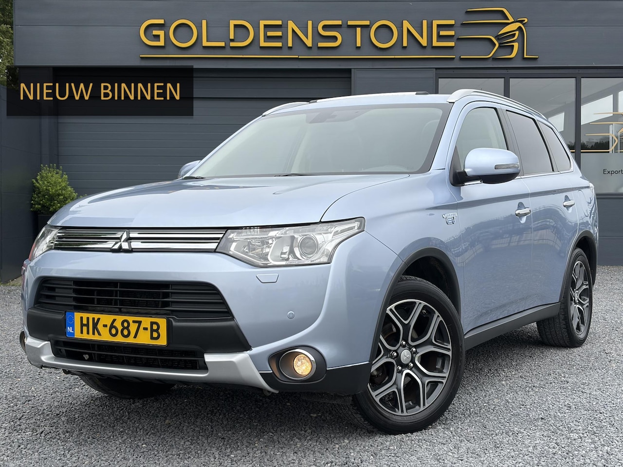 Mitsubishi Outlander - 2.0 PHEV Executive Edition Trekhaak,Schuifdak,Leder,Stoelverw-Koeling,Camera,Navi,Clima,Cr - AutoWereld.nl