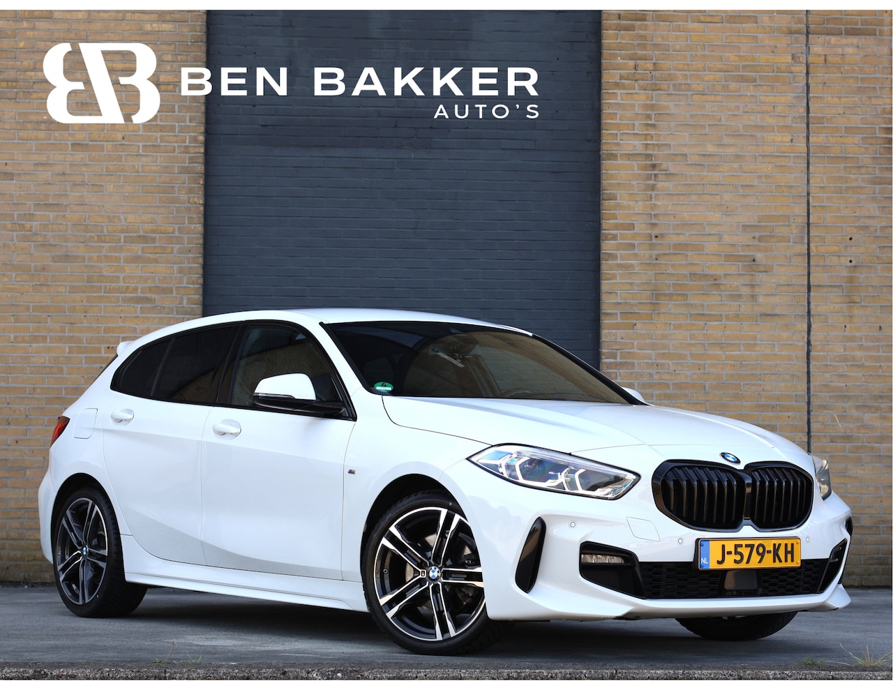 BMW 1-serie - 118i High Executive M Sport Live Cockpit Pro | Org. NL | Handbak | PDC | Cruise - AutoWereld.nl