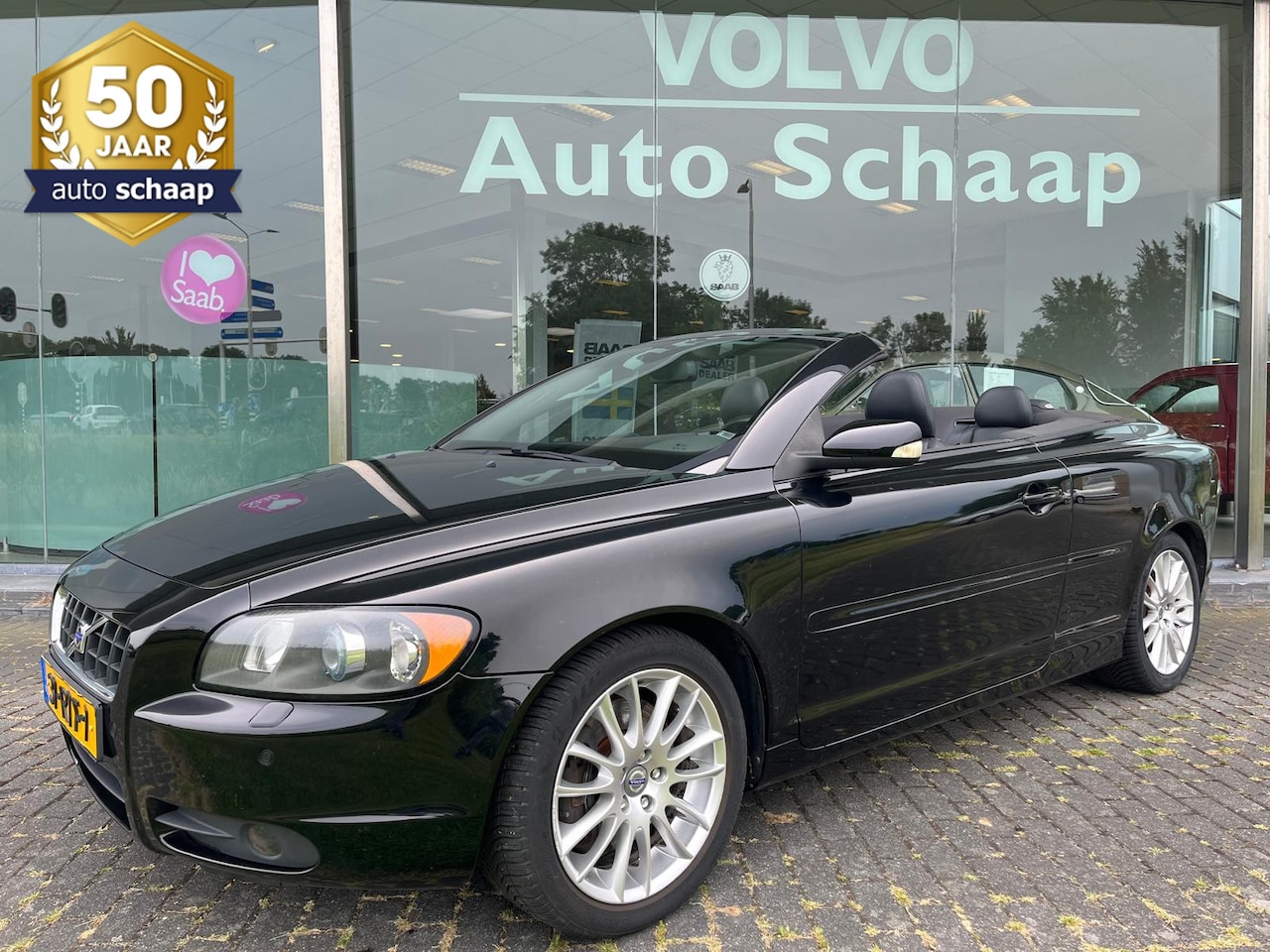Volvo C70 Convertible - 2.5 T5 Summum | Rijklaar incl garantie | Parkeersensoren voor en achter Leer Airco - AutoWereld.nl