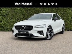 Volvo S60 - B3 R-Design | Blis | Keyless | Trekhaak | AppleCarplay | Elektrische stoelen | Parkeer cam