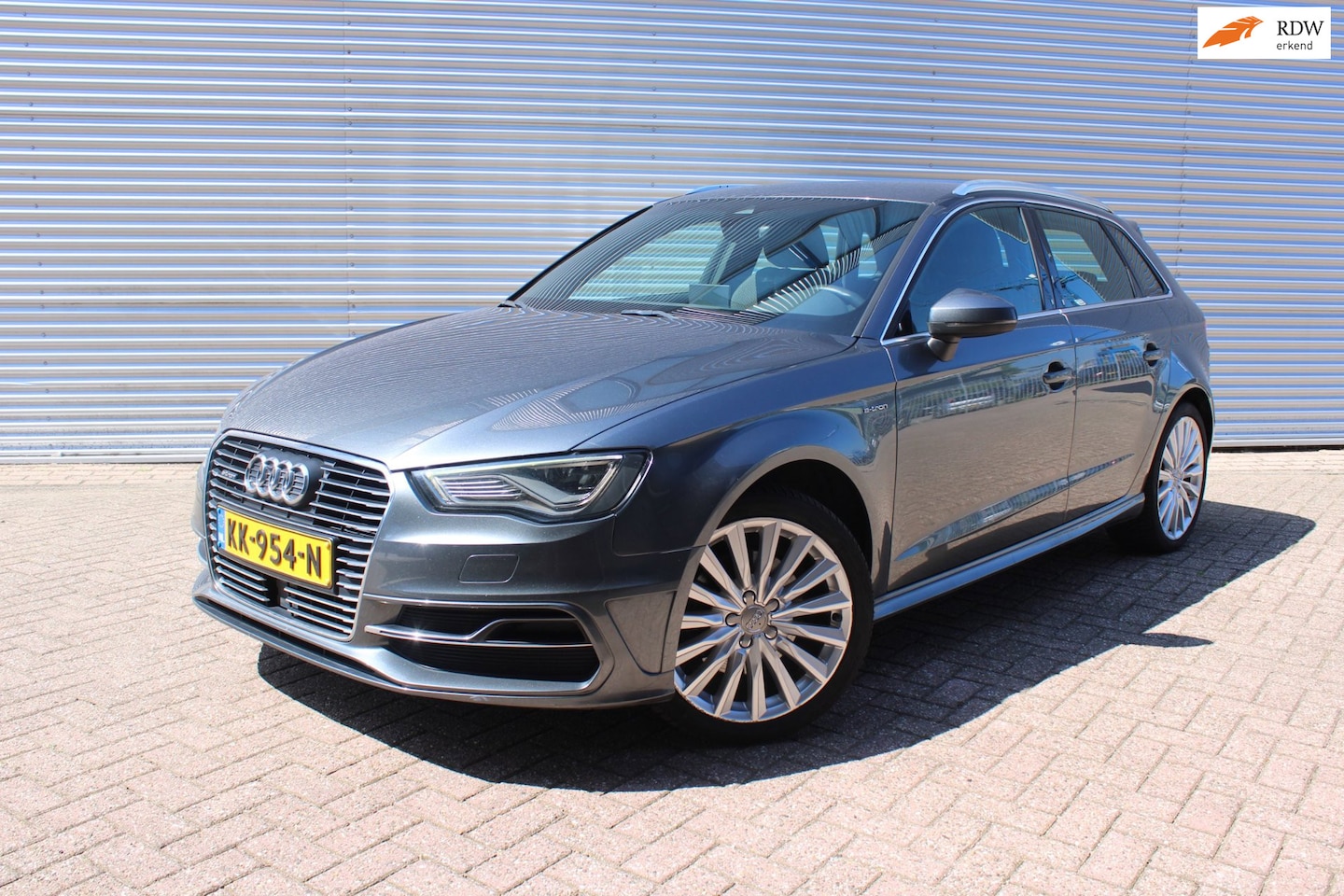 Audi A3 Sportback - 1.4 e-tron PHEV Ambition Pro Line plus 1.4 e-tron PHEV Ambition Pro Line plus - AutoWereld.nl