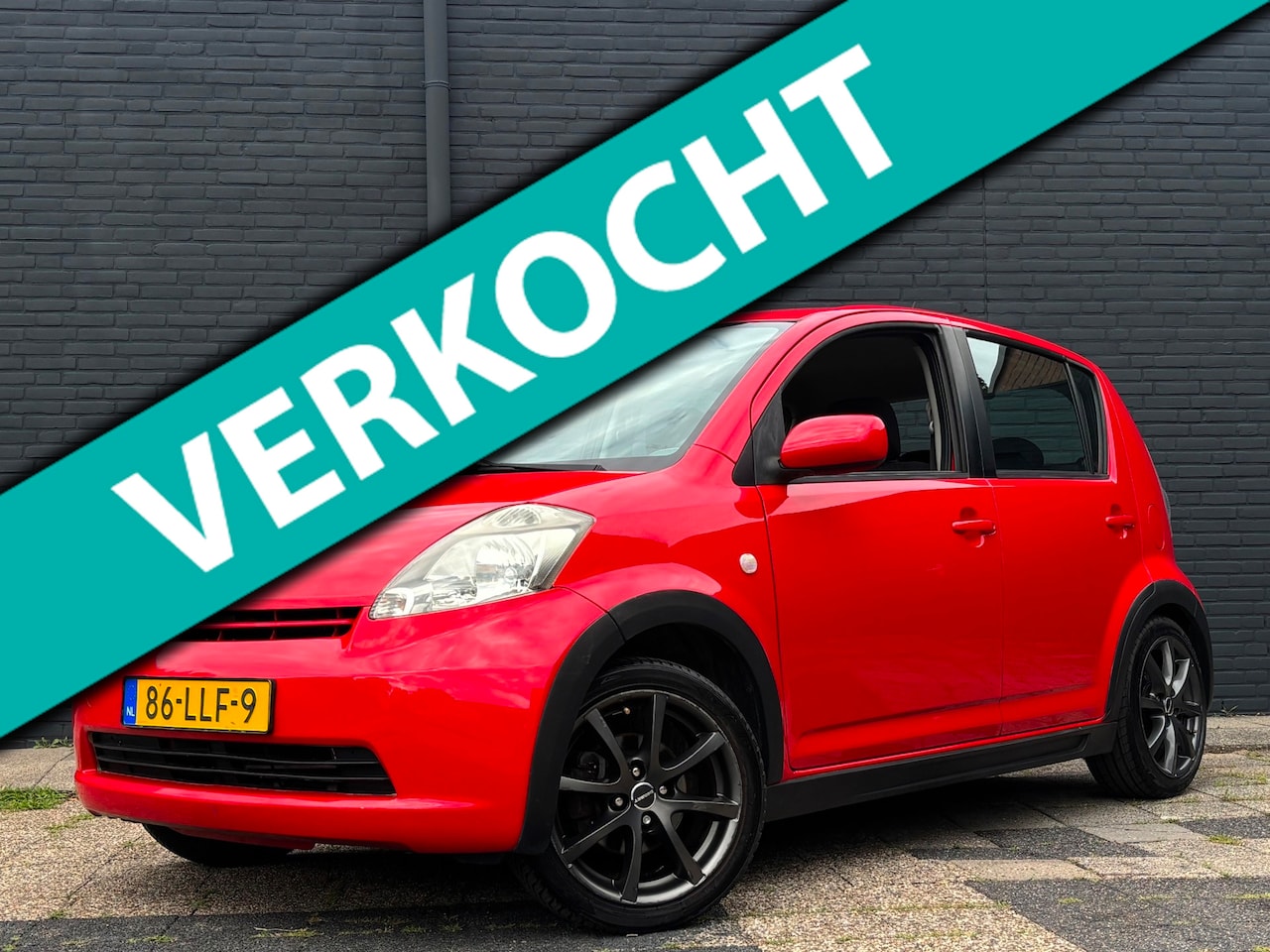 Daihatsu Sirion 2 - 1.3-16V Sense | Airco | APK - AutoWereld.nl