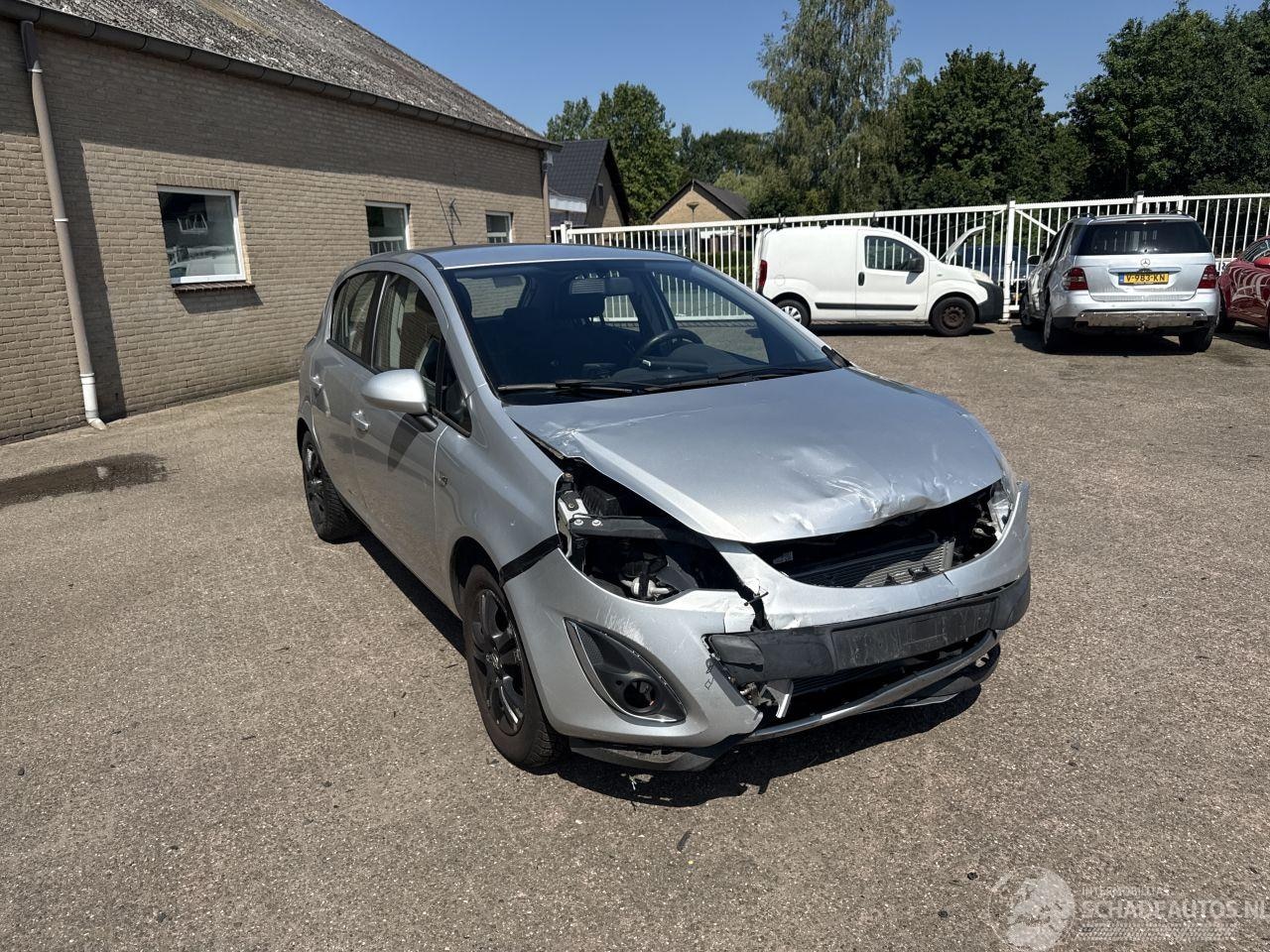Opel Corsa - 1.2-16v Business+ REST BPM €250,-!!! - AutoWereld.nl