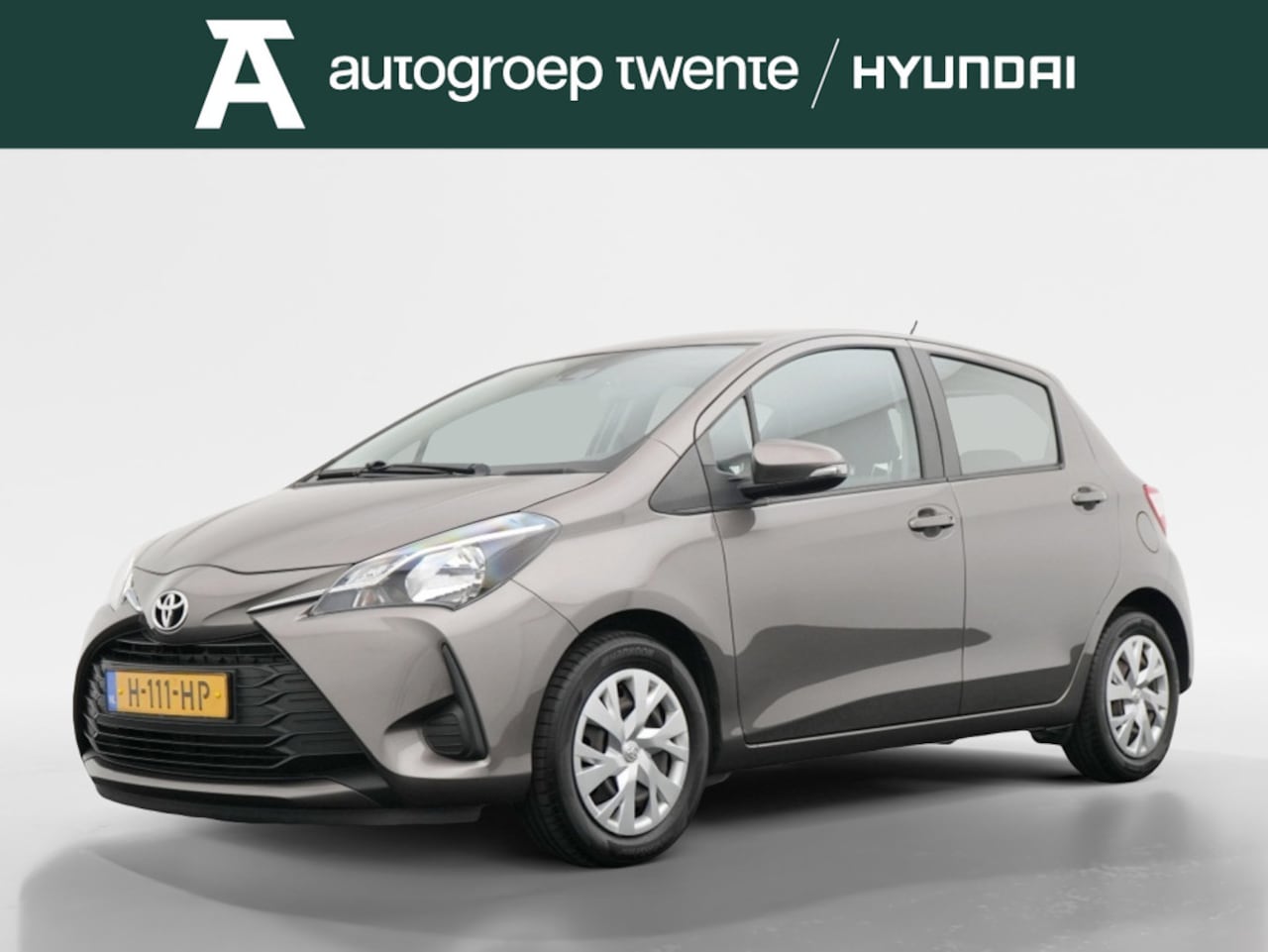 Toyota Yaris - 1.0 VVT-i Comfort | Airco | Bluetooth | Dealer onderhouden - AutoWereld.nl