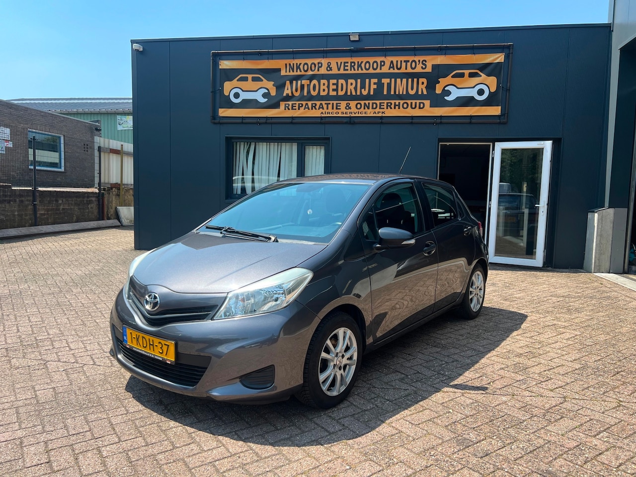 Toyota Yaris - 1.0 VVT-i Comfort 1.0 VVT-i Comfort - AutoWereld.nl
