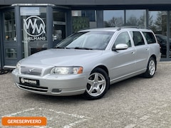 Volvo V70 - 2.5T Momentum Youngtimer l Leder l Xenon