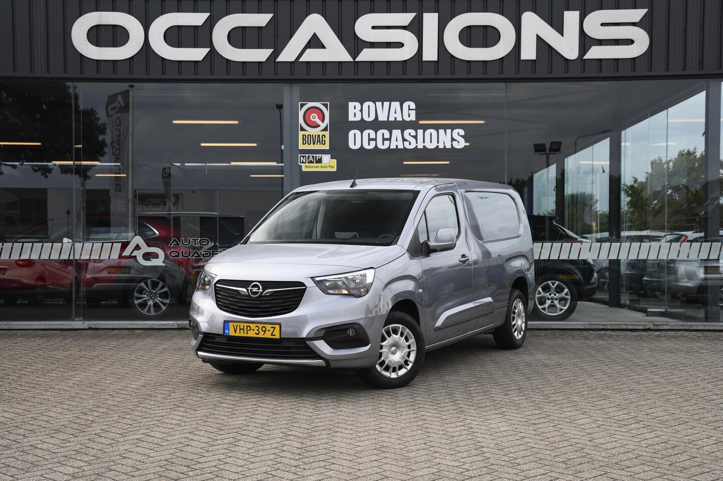 Opel Combo - 1.5D L2H1 Edition 75KW/NAVI/PDC/TR.HAAK - AutoWereld.nl