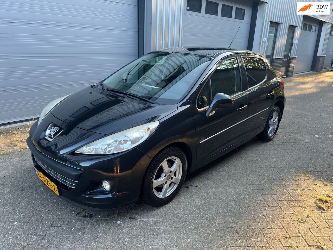 Peugeot 207 - 1.4 VTi Sportium! 142 DKM NAP! Airco! Boekjes! - AutoWereld.nl