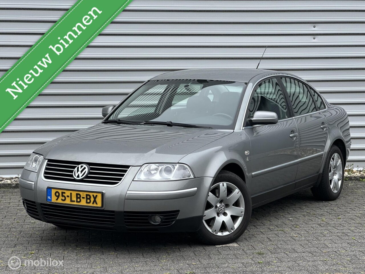 Volkswagen Passat - 2.3 V5 Highline| Stoelverwarming | - AutoWereld.nl