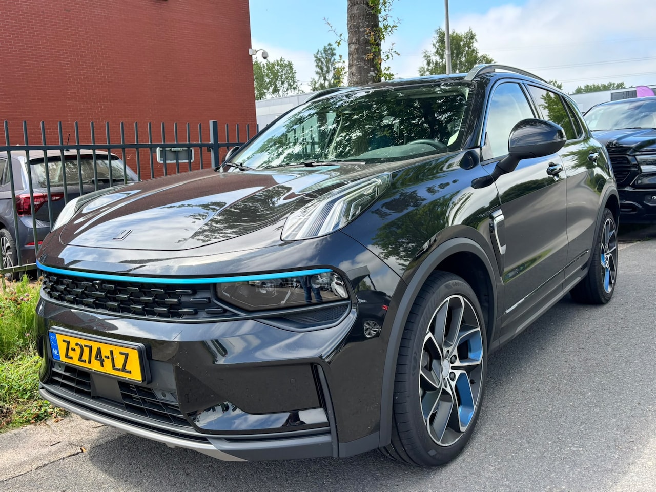 Lynk & Co 01 - BWJ 2022 1.5 220 PK PANO | FULL LED | STOELVERW. | ADAPTIVE CRUISE | KEYLESS | ELEKTR. STO - AutoWereld.nl