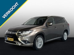 Mitsubishi Outlander - 2.4 PHEV Pure+