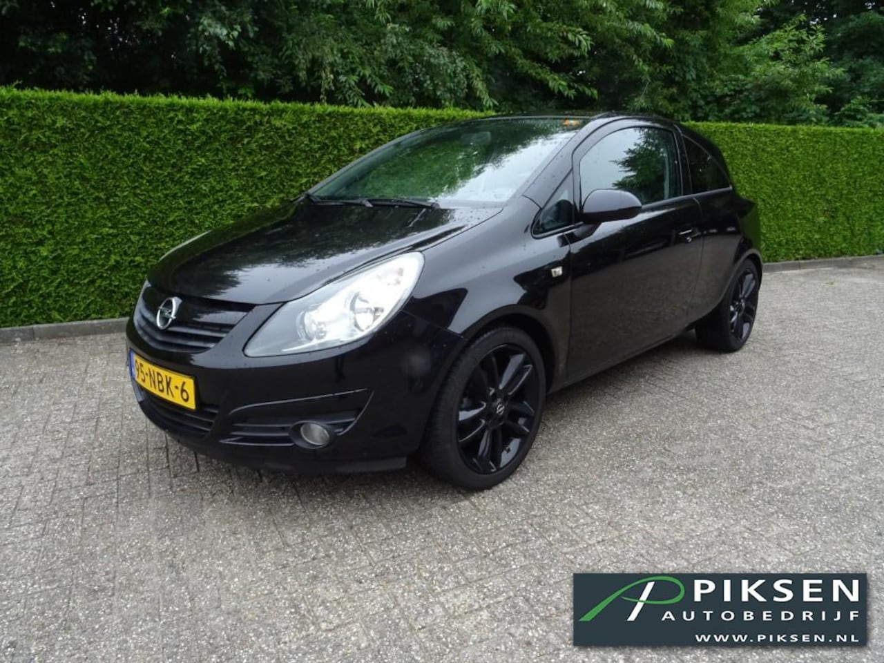 Opel Corsa - 1.4-16V COLOR EDITION AIRCO - AutoWereld.nl