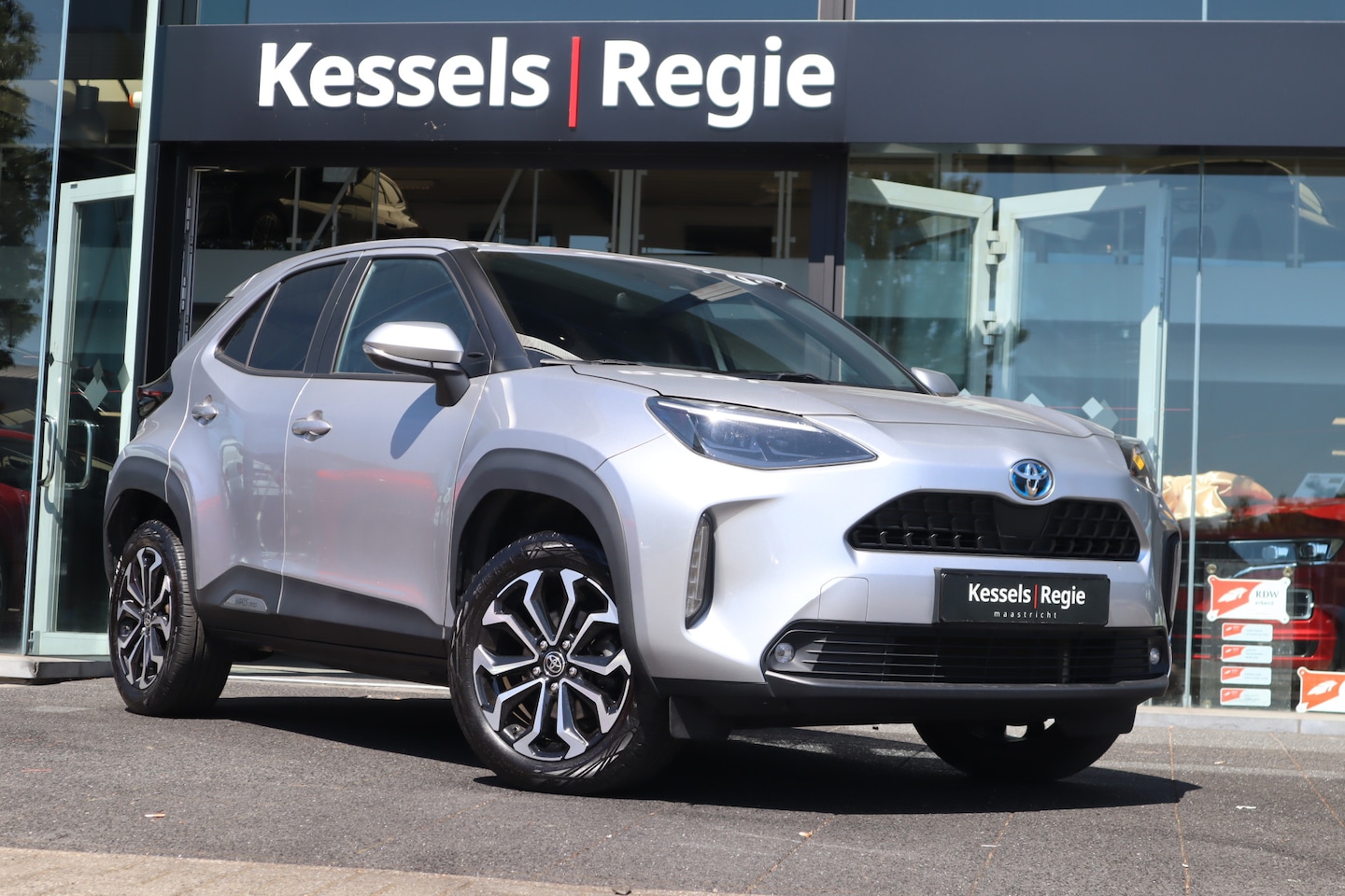 Toyota Yaris Cross - 1.5 Hybrid Team CarPlay | ACC | Camera | Led | 17” - AutoWereld.nl