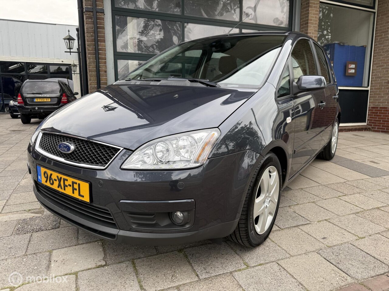 Ford Focus C-Max - 1.6-16V | 1e eigenaar | Clima | Trekhaak - AutoWereld.nl