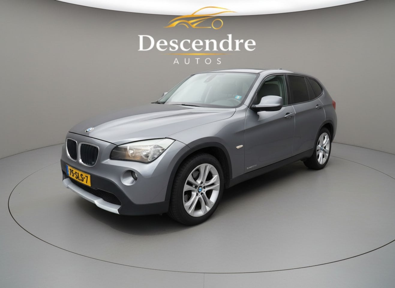 BMW X1 - sDrive18d Executive - AutoWereld.nl