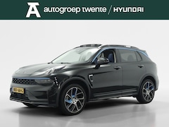 Lynk & Co 01 - 1.5 PHEV 261 PK | 360 graden camera | Panoramadak | Stoelverwarm