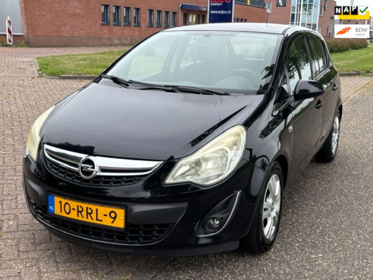 Opel Corsa - 1.3 CDTi EcoFlex S/S Edition 5-Drs Airco Audio-CD/MP3 Cruise Navi ESP LMV 15" Colorpakket - AutoWereld.nl
