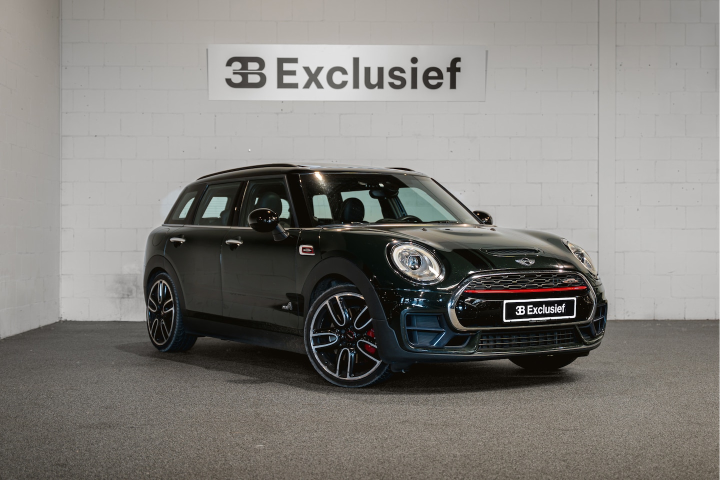 MINI Clubman - 2.0 John Cooper Works ALL4 Chili - AutoWereld.nl