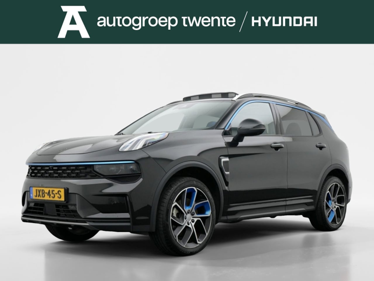 Lynk & Co 01 - 1.5 | Met stekker | Zwarte hemelbekleding - AutoWereld.nl