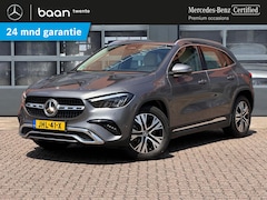 Mercedes-Benz GLA-Klasse - 250 e Luxury Line | Rij ass. pakket | Trekhaak | Burmester Sound System | Achteruitrijcame