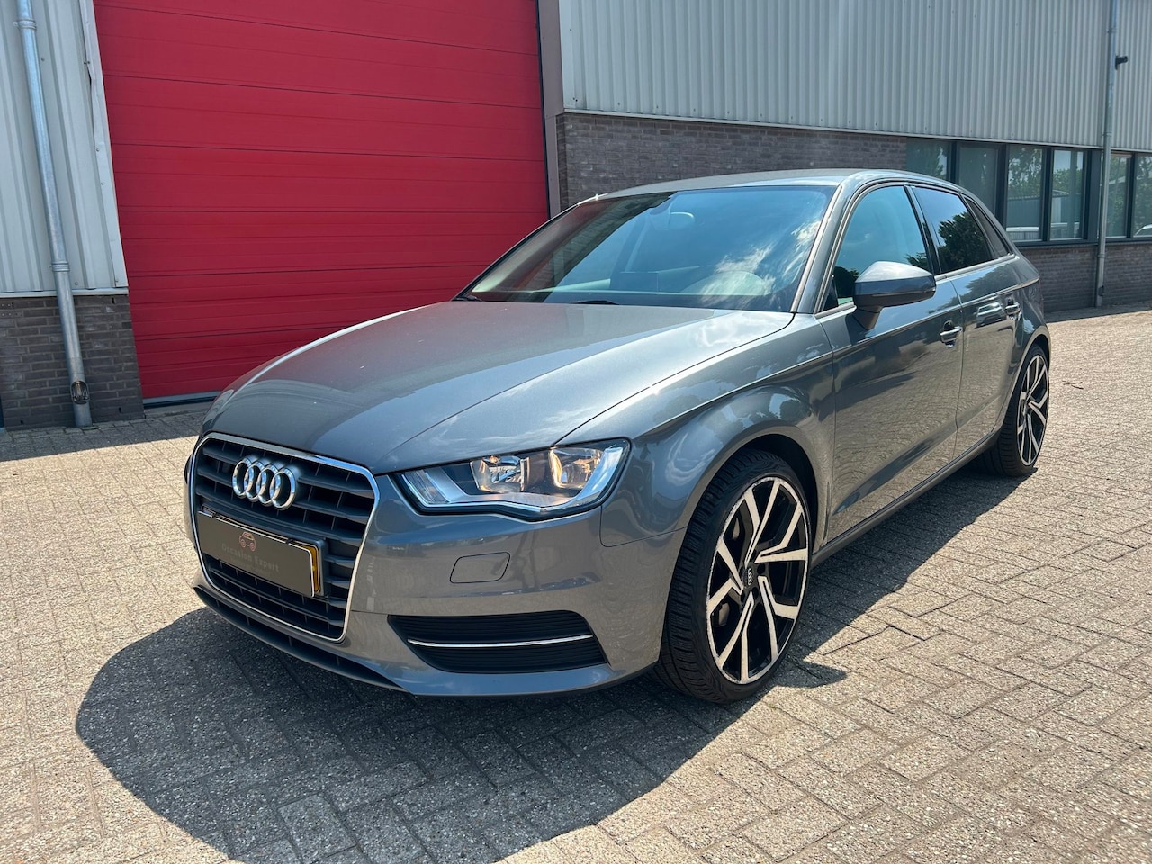 Audi A3 Sportback - 1.4 TFSI CoD Attraction Pro Line Vol leder - AutoWereld.nl