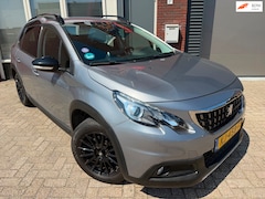 Peugeot 2008 - 1.2 PureTech GT-line / Leder / PDC / Navi / Cruise / Clima