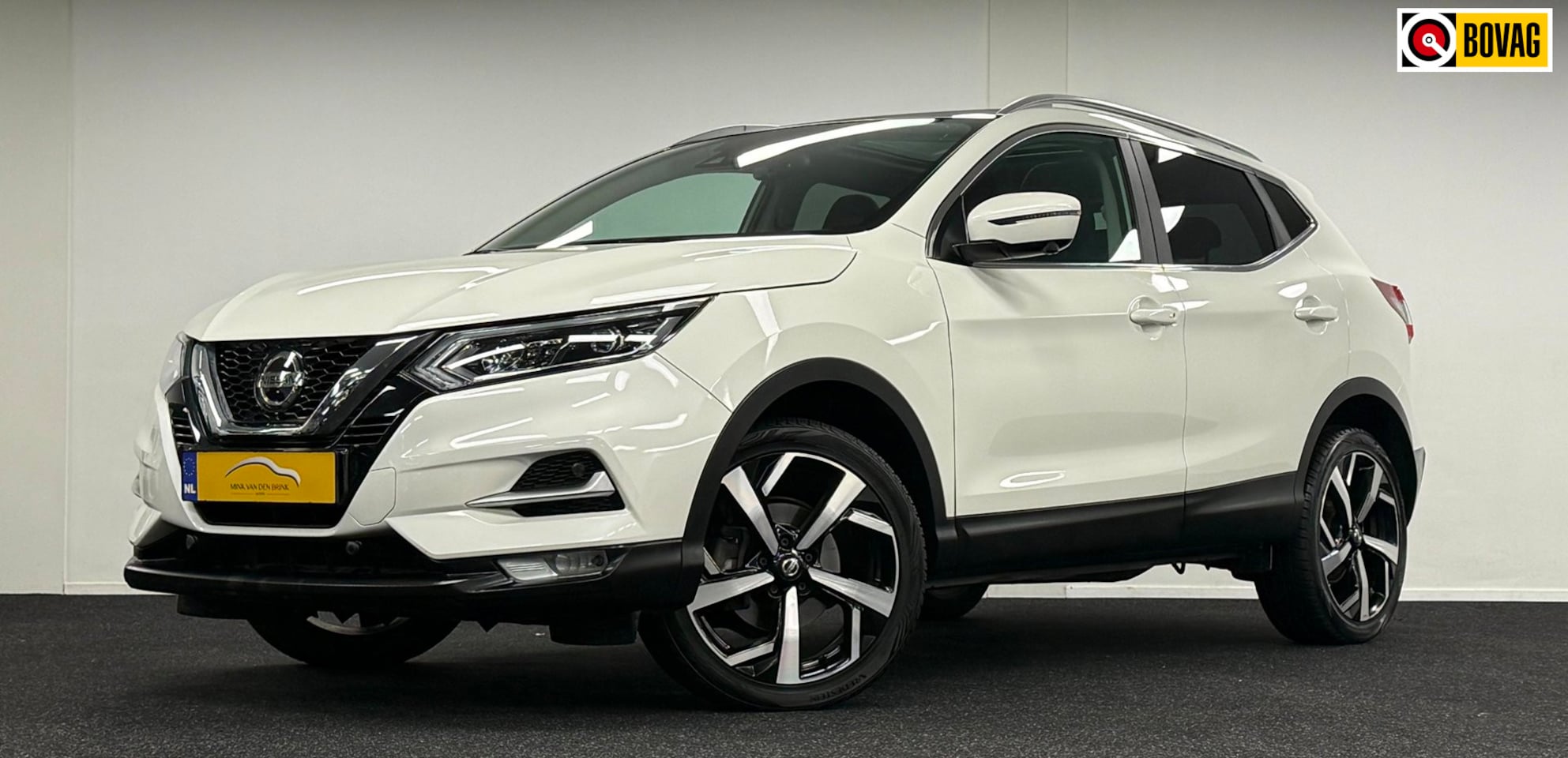 Nissan Qashqai - 1.3 DIG-T Tekna*Panodak*Leder*360Camera*Carplay*Stoelverw - AutoWereld.nl
