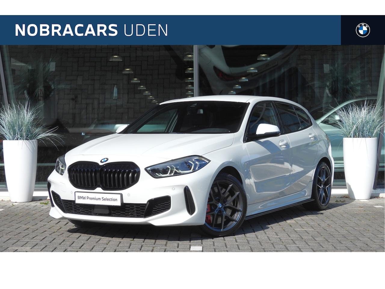 BMW 1-serie - 128ti M Sport Automaat / Sportstoelen / LED / PDC / Getint glas / Multifunctioneel stuurwi - AutoWereld.nl