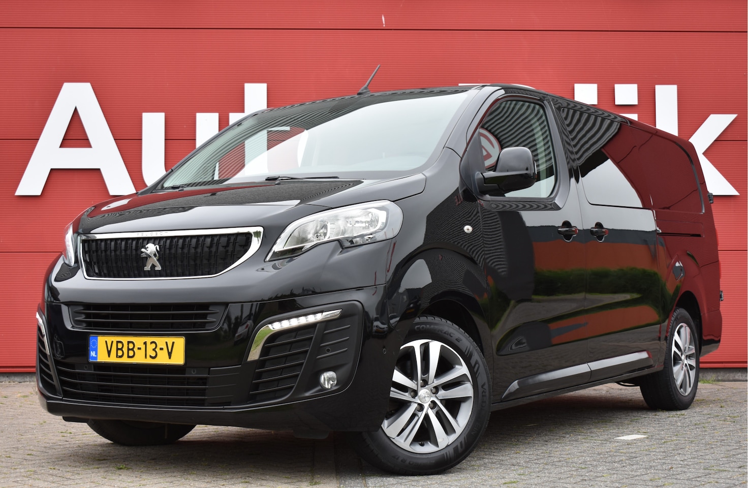 Peugeot Expert - 231L 2.0 BlueHDI 120 DC Premium Trekhaak | Airco | Cruise | Carplay | PDC | LMV - AutoWereld.nl