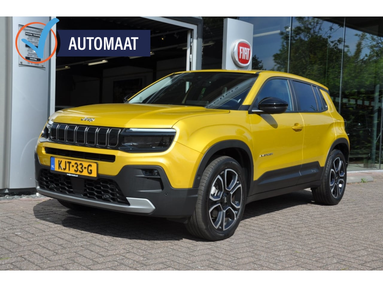 Jeep Avenger - 1.2 e-Hybr Summit Great car, small price - AutoWereld.nl