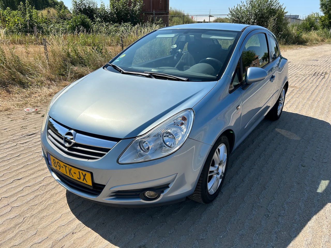 Opel Corsa - 1.2-16V Business - AutoWereld.nl