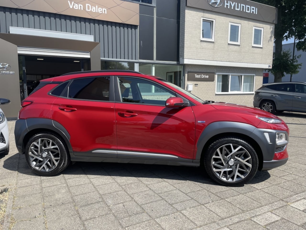 Hyundai Kona - 1.6 GDI HEV Premium / Trekhaak*RIJKLAARPRIJS*