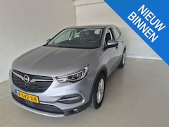 Opel Grandland X - 1.2 Turbo Business Elegance