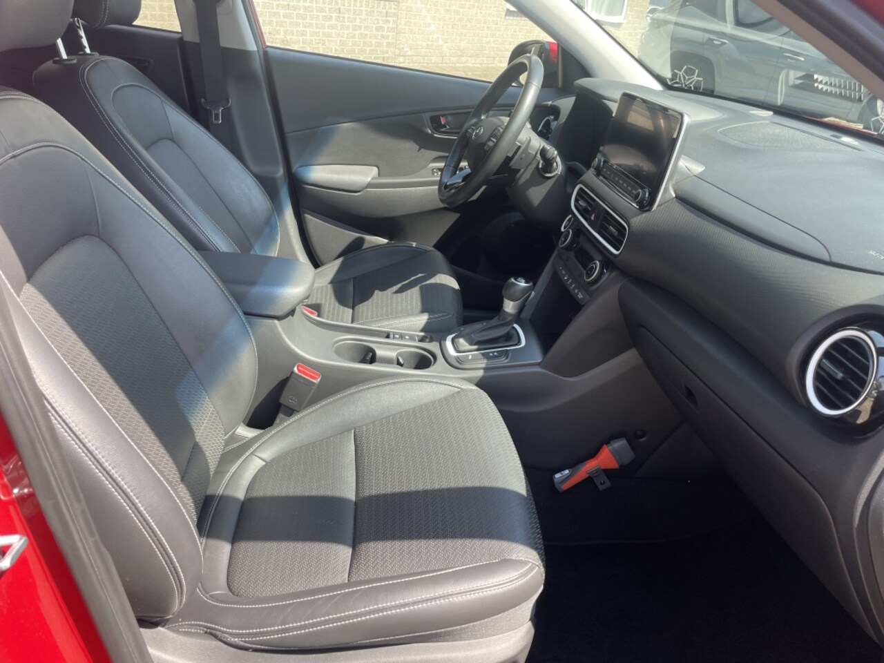 Hyundai Kona - 1.6 GDI HEV Premium / Trekhaak*RIJKLAARPRIJS*