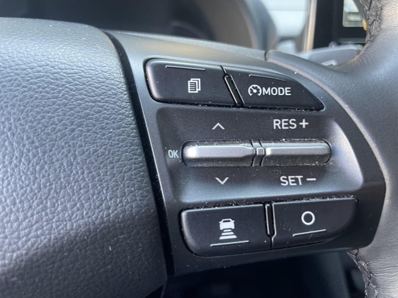 Hyundai Kona - 1.6 GDI HEV Premium / Trekhaak*RIJKLAARPRIJS*