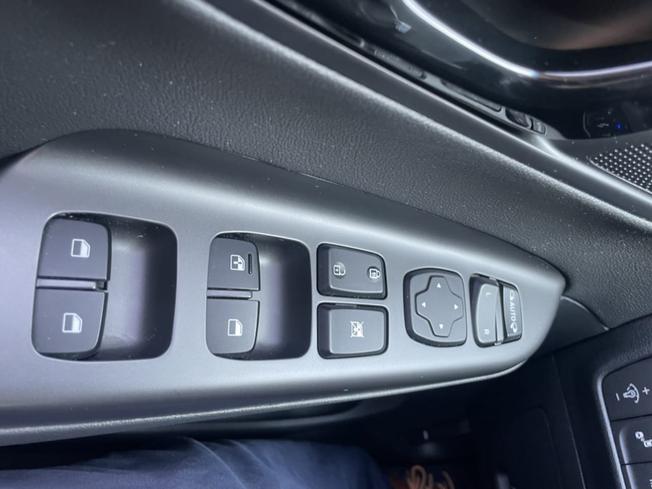 Hyundai Kona - 1.6 GDI HEV Premium / Trekhaak*RIJKLAARPRIJS*