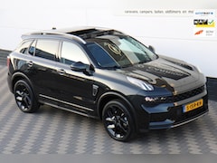 Lynk & Co 01 - 1.5 PHEV Black Pack 360° 4 nw. Hankook banden