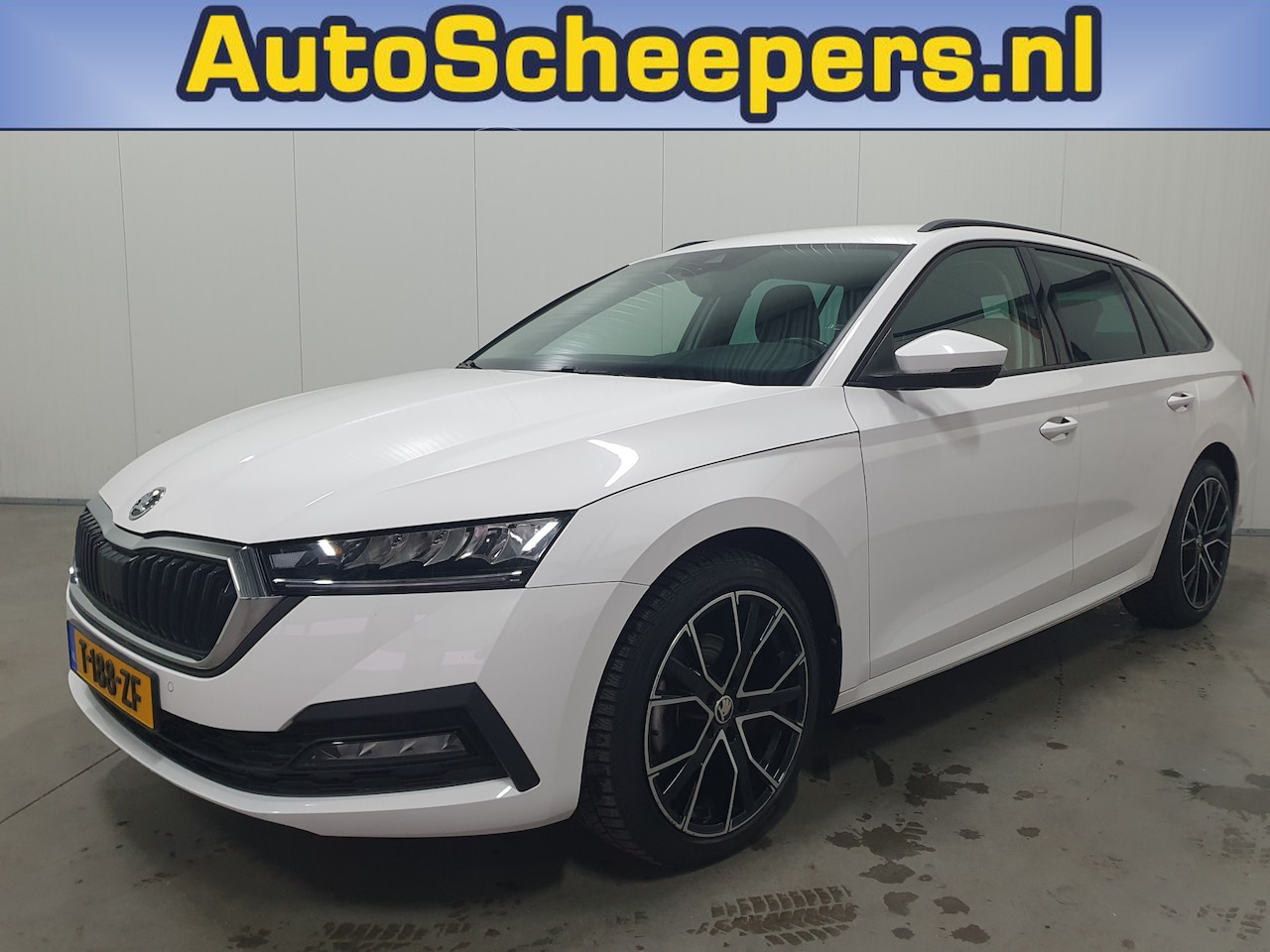 Skoda Octavia Combi - 1.5 e-TSI Business Edition NAVI/PDC/LED/CRUISE/AIRCO/LMV - AutoWereld.nl