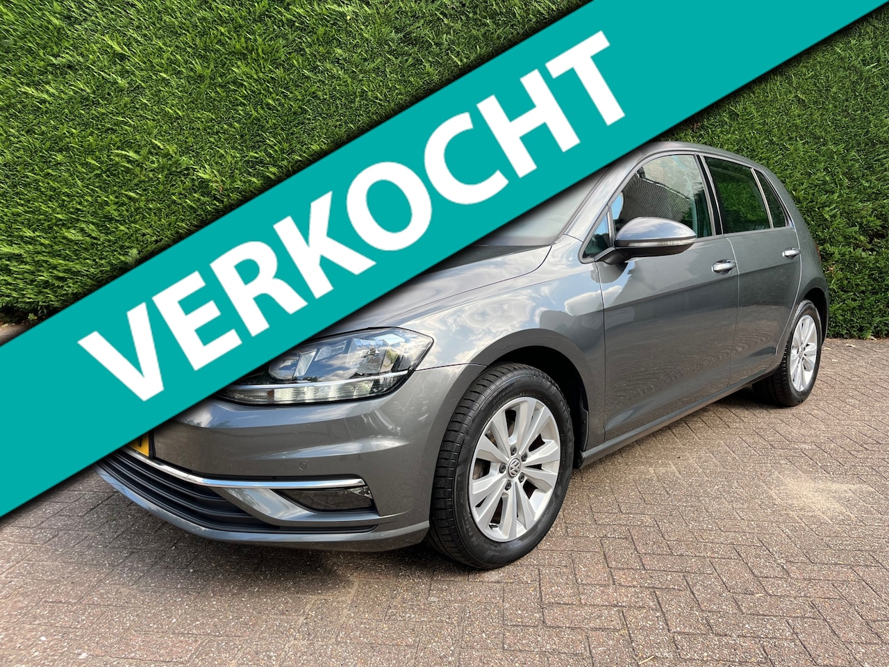 Volkswagen Golf - 1.0 TSI Comfortline 1.0 TSI Comfortline, Apple carplay, PDC, Navi, Cruise, Eerste eigenaar ! - AutoWereld.nl