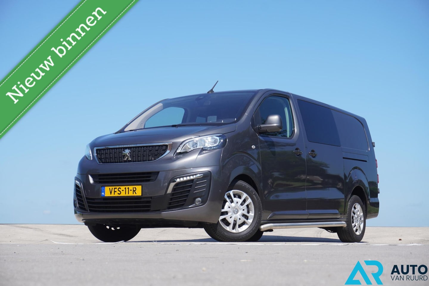Peugeot Expert - Bestel 2.0 BlueHDI 180 Long Asphalt DC - AutoWereld.nl