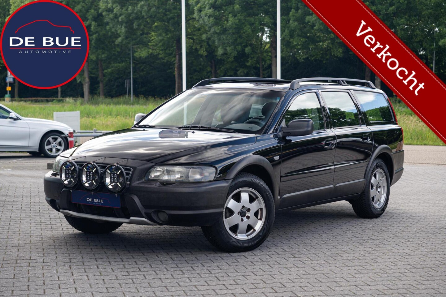 Volvo V70 Cross Country - XC70 2.4 T Automaat|7 Zitter|LPG|Youngtimer|Trekhaak|Goed Onderhouden|Goedkoop rijden - AutoWereld.nl