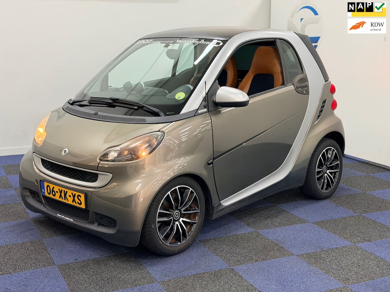 Smart Fortwo coupé - 1.0 Passion / AUTOMAAT / PANORAMADAK / MULTIEMEDIA-CARRPLAY /ACHTERUITKIJK CAMERA - AutoWereld.nl