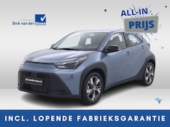 Toyota Aygo X - Hybrid 115 play | Achteruitrijcamera | Apple Carplay/Android Auto | Voorstoelen verwarmd |