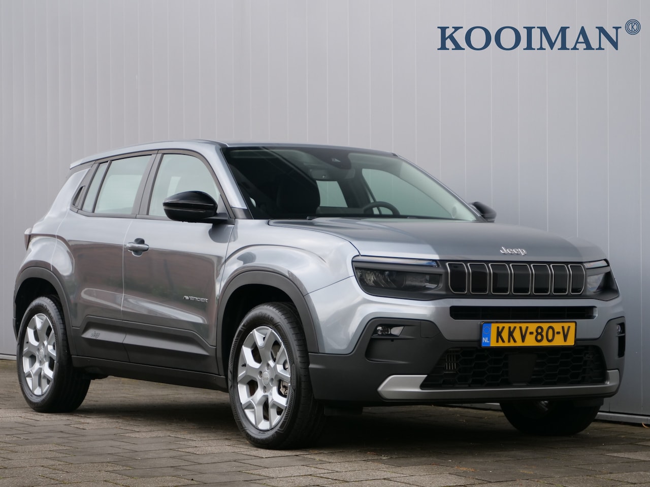 Jeep Avenger - 1.2 e-Hybrid Altitude 100 Pk Automaat Apple Carplay / 17 inch / Camera - AutoWereld.nl