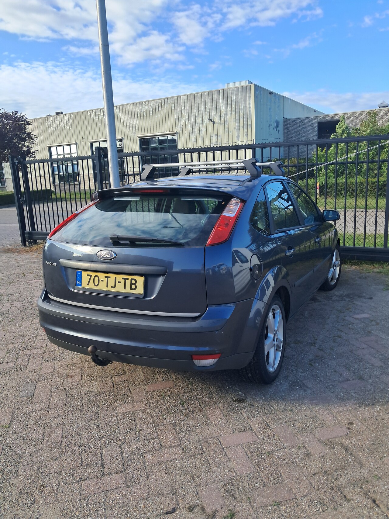 Ford Focus - 1.6-16V Futura - AutoWereld.nl