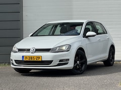 Volkswagen Golf - 1.4 TSI Highline Nieuwe APK |