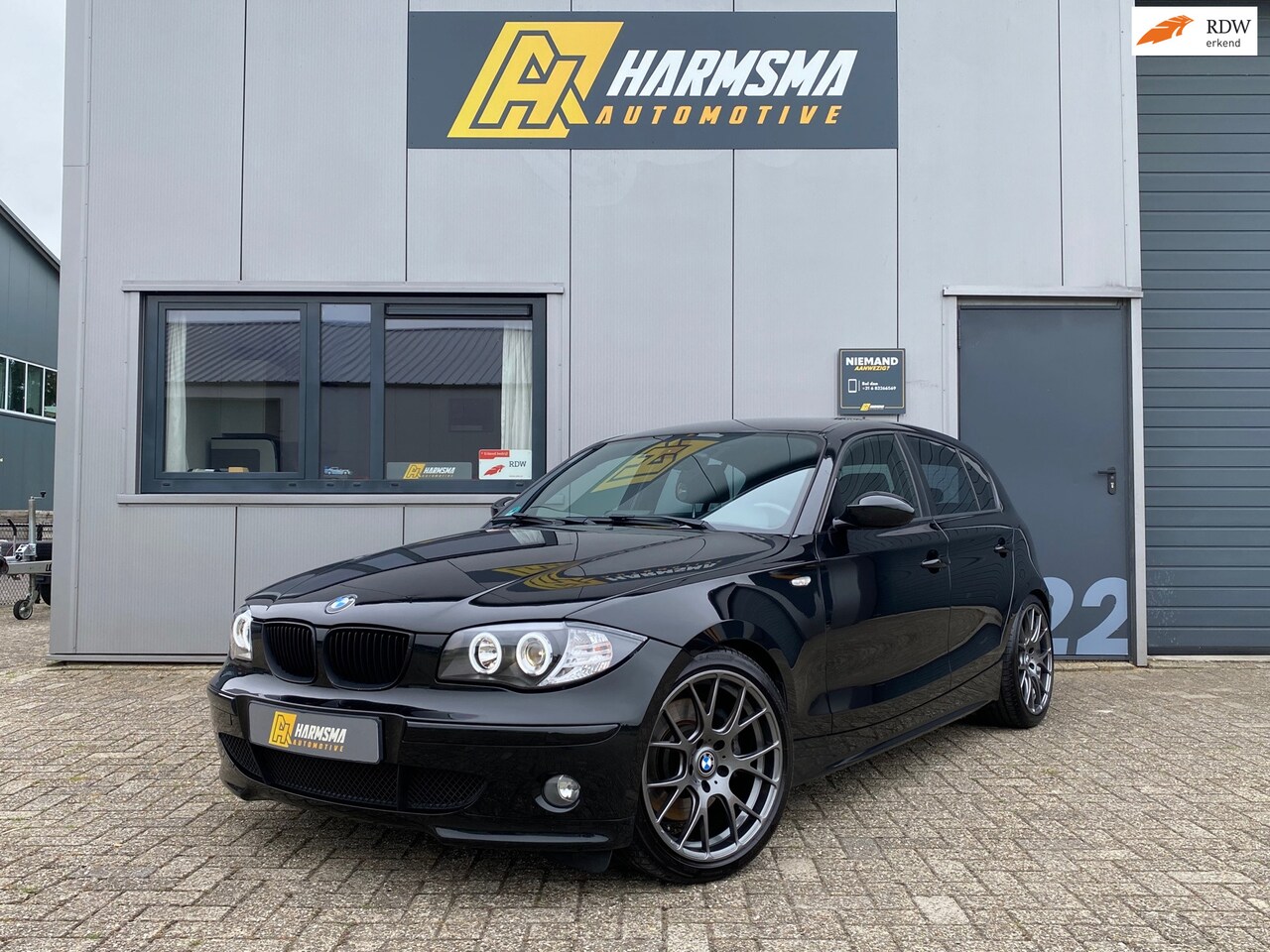 BMW 1-serie - 130i Handgeschakeld I KW Onderstel I Volledige historie I Unieke staat - AutoWereld.nl