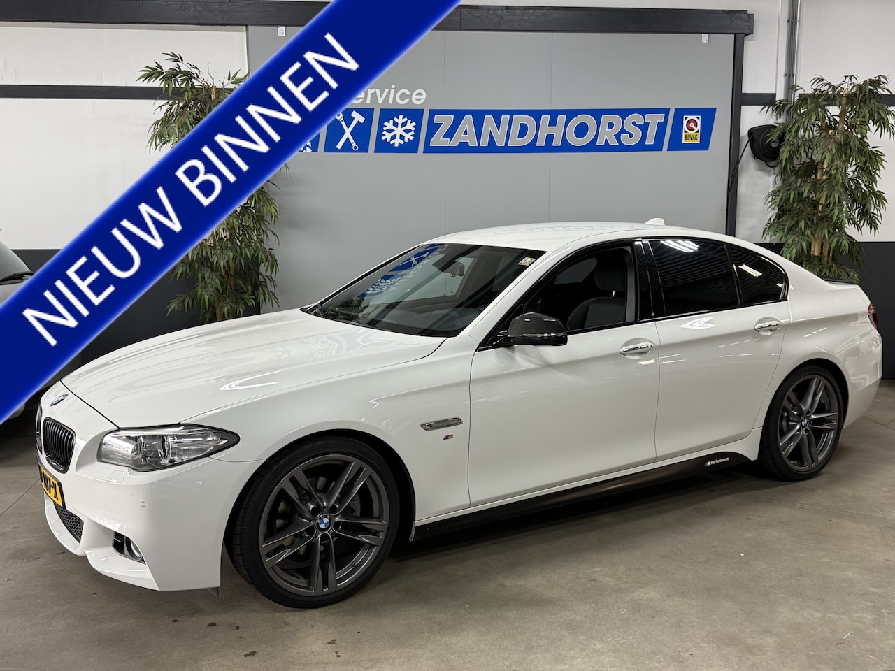 BMW 5-serie - 520i M Sport Edition High Executive - AutoWereld.nl