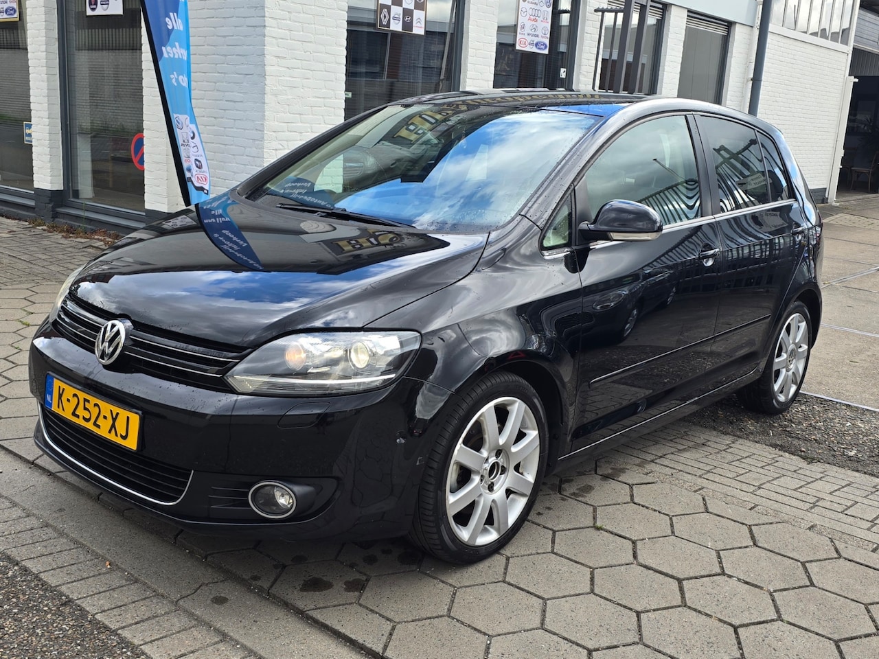 Volkswagen Golf Plus - 1.4 TSI Comfortline*1 e eig*stoelverwarming*leer*navi*trekhaak*luxer uitvoering*inruil mog - AutoWereld.nl